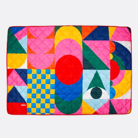 Indoor/outdoor blanket – Art by Emma Zhang