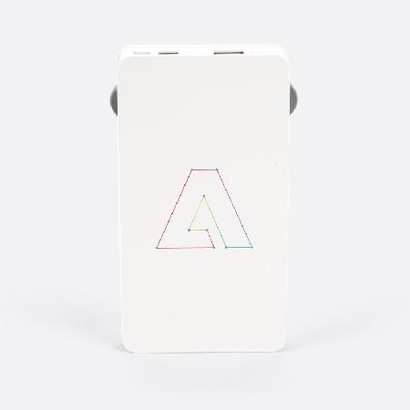 Eco 8-in-1 powerbank and charger