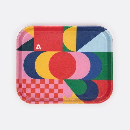 Tray – Art by Emma Zhang