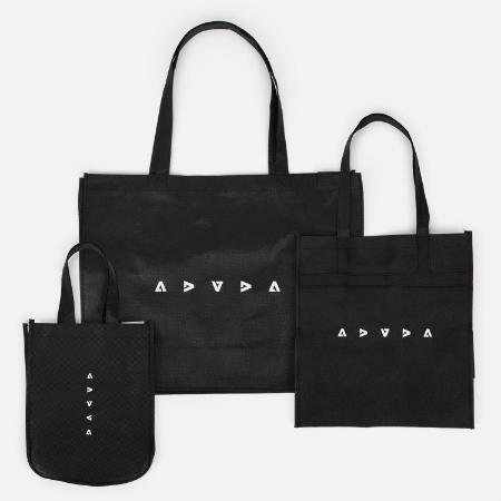 Reusable shopping/gift bags